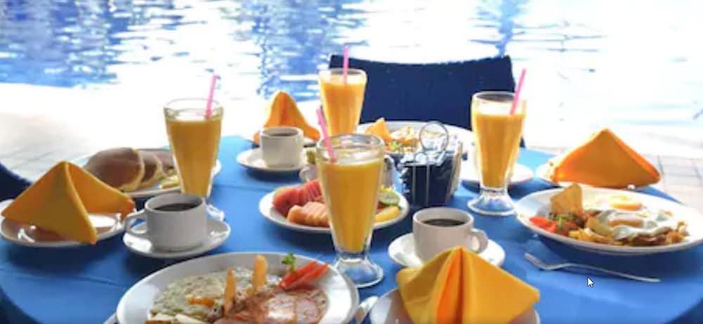 Cabo Blanco Hotel And Marina 巴拉德纳维达 外观 照片