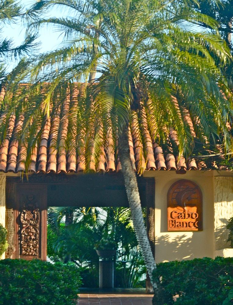 Cabo Blanco Hotel And Marina 巴拉德纳维达 外观 照片
