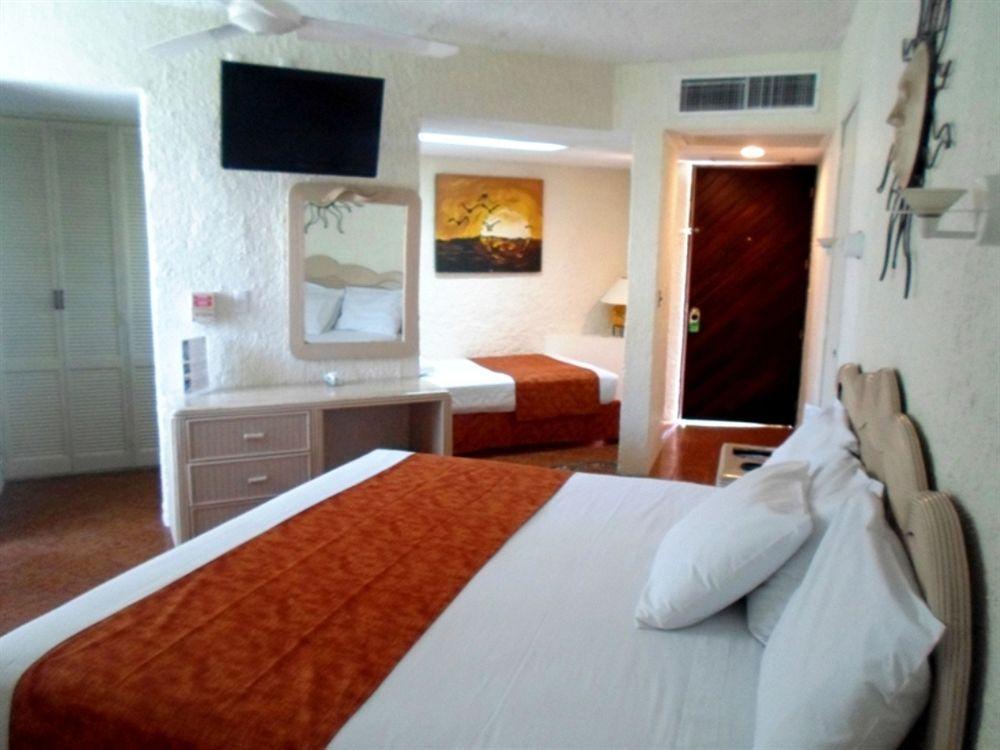 Cabo Blanco Hotel And Marina 巴拉德纳维达 外观 照片