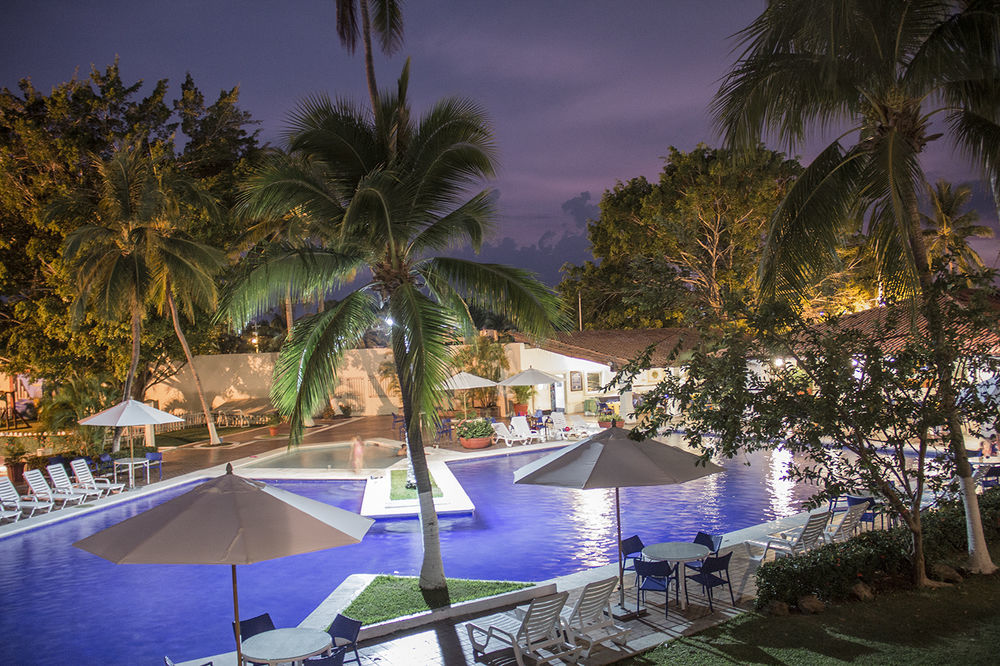 Cabo Blanco Hotel And Marina 巴拉德纳维达 外观 照片